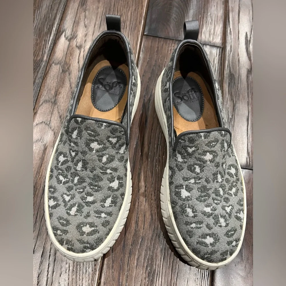 SOFFT Pavina Knit LEOPARD Slip-On Shoes WOMEN Size 6.5